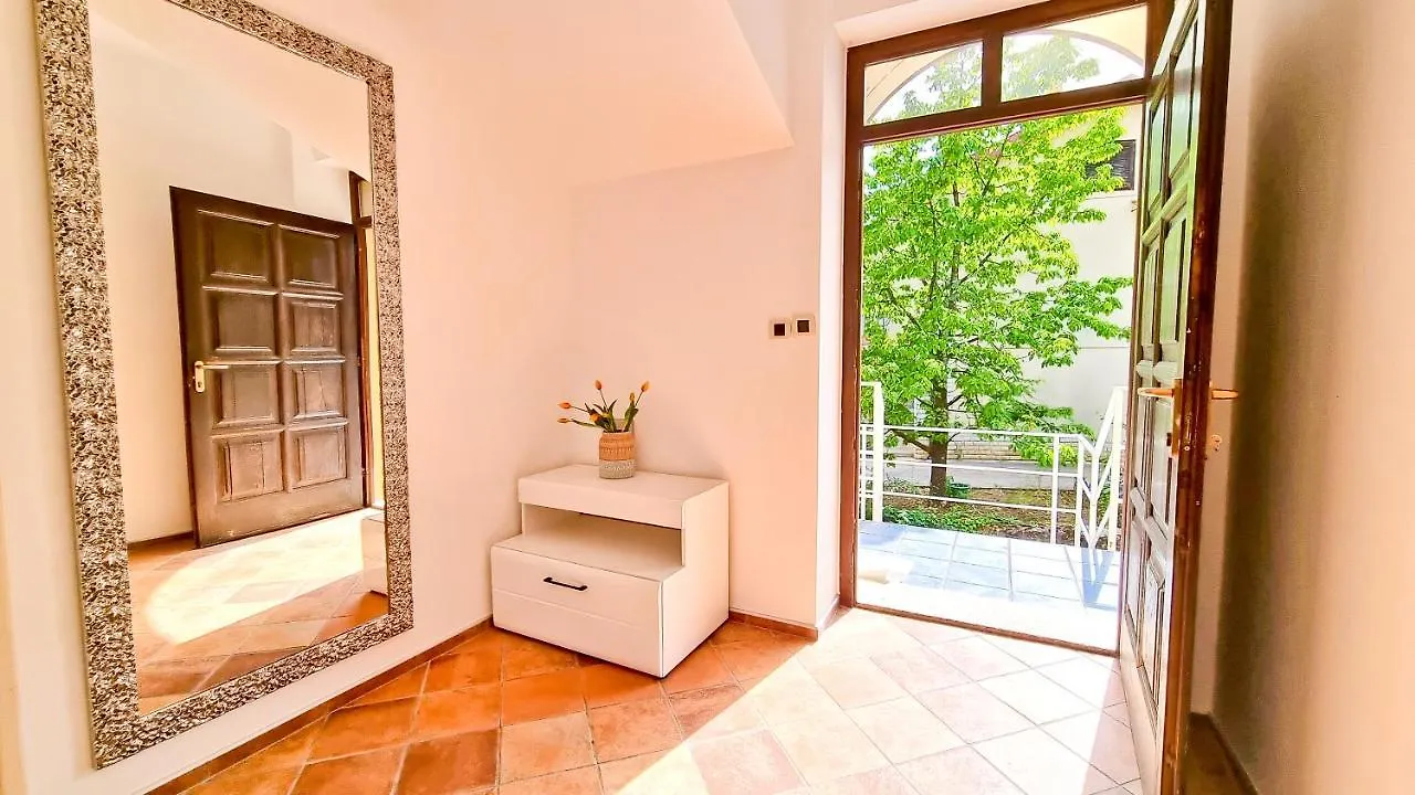 Apartmani Villa Kontesa Lovran Apartment