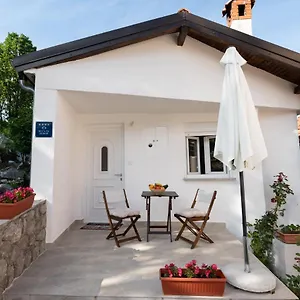 Kuca Za Odmor Nall Apartment